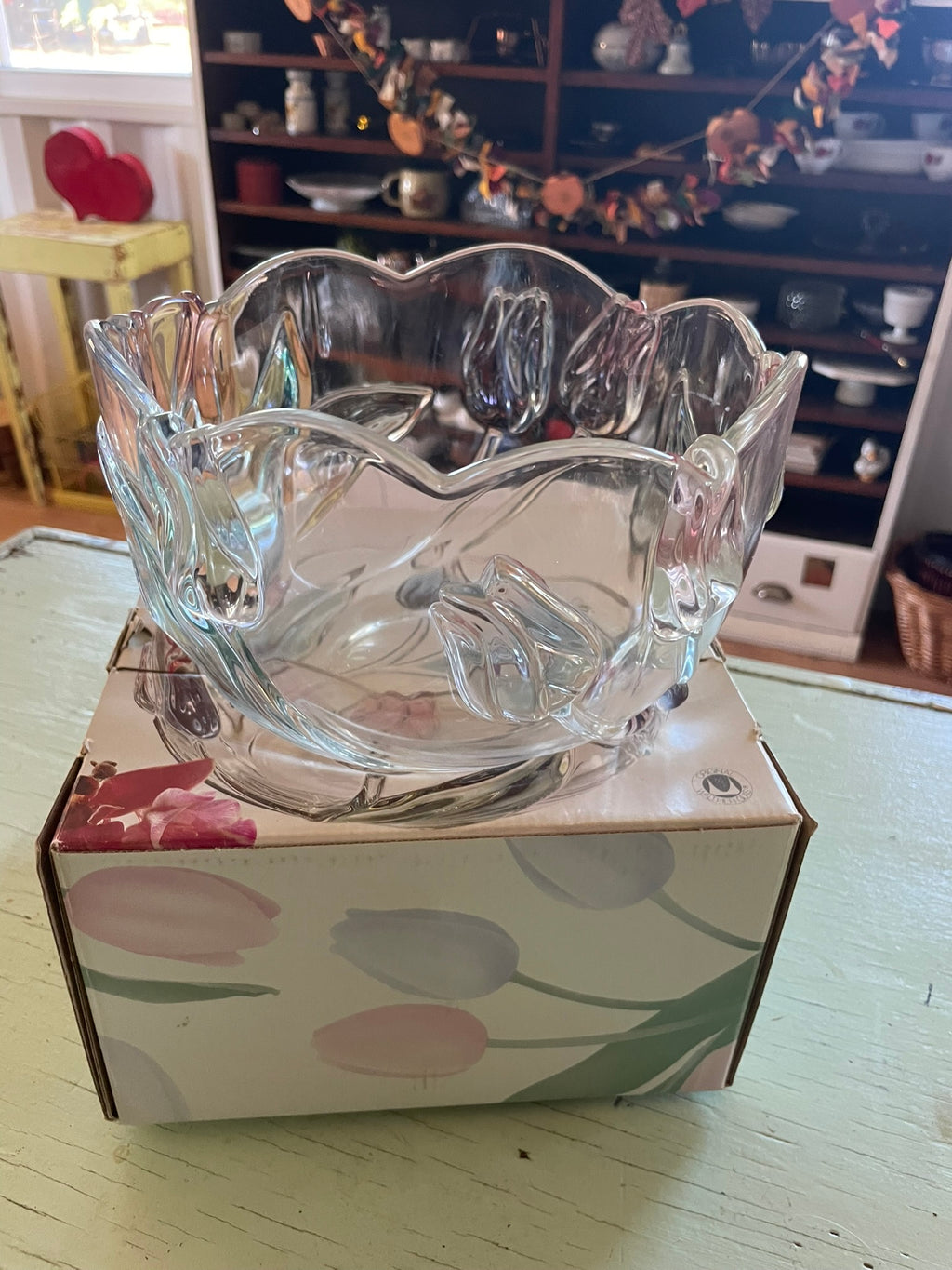 Mikasa Tivoli Tulip Serving Bowl - with original box!