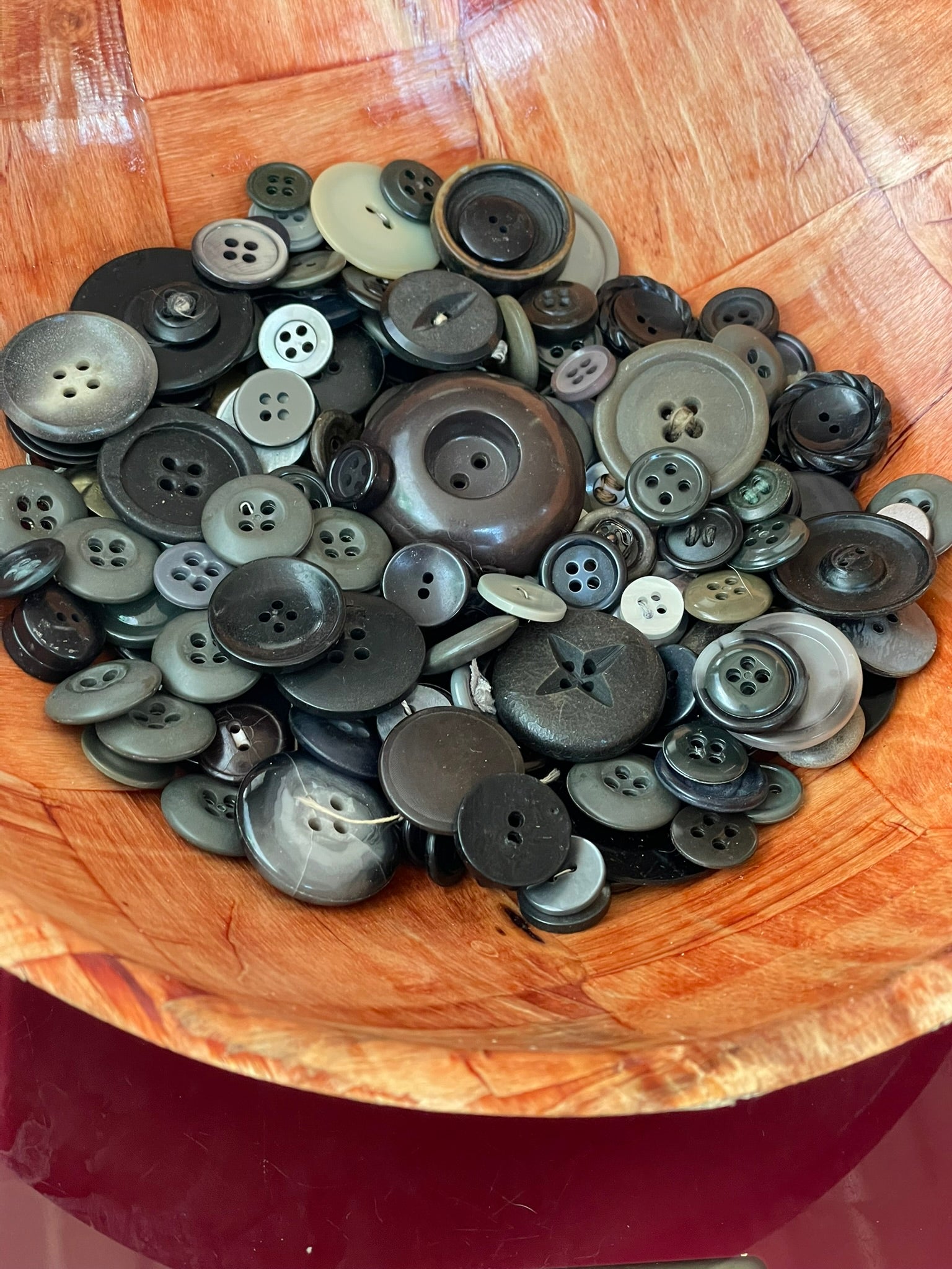 Bulk Buttons: Dark Tones