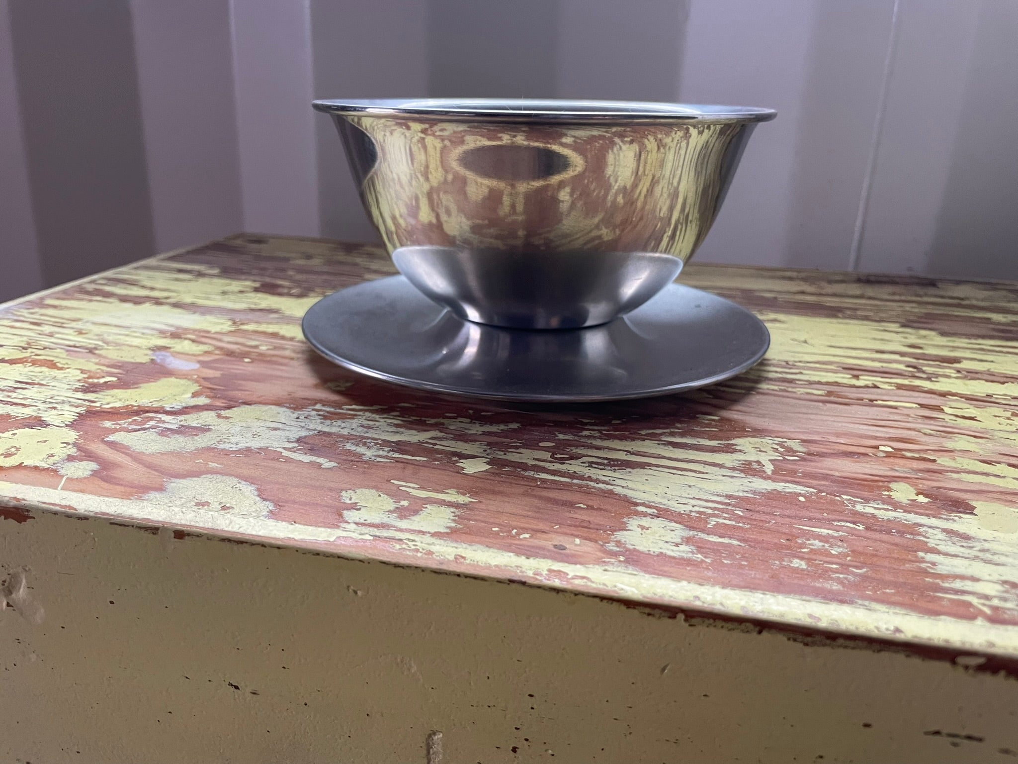 Oneida 18/8 Stainless Steel Gravy Boat with Underplate – Vintage Mid-Century Serveware
