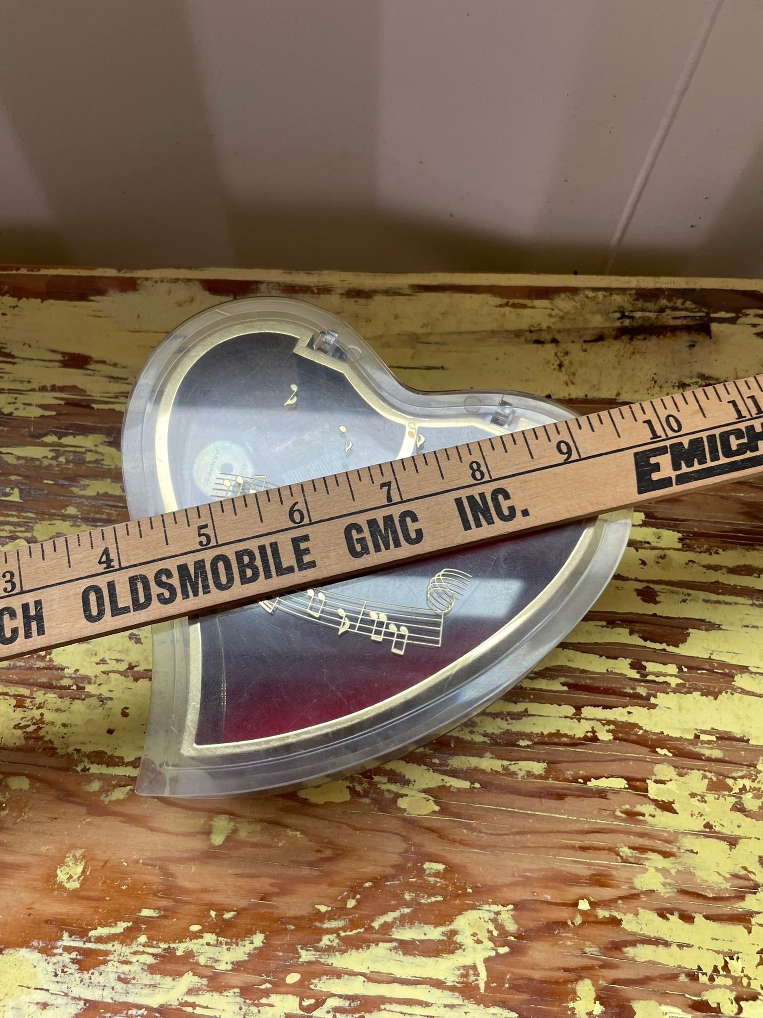 Vintage Heart-Shaped Music Box with Gold-Tone Trim