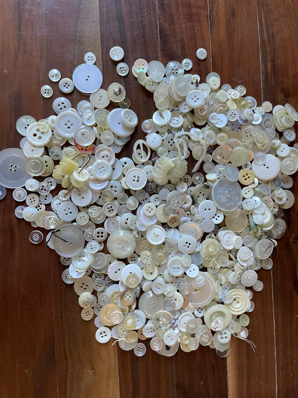 Bulk Buttons: Light Tones