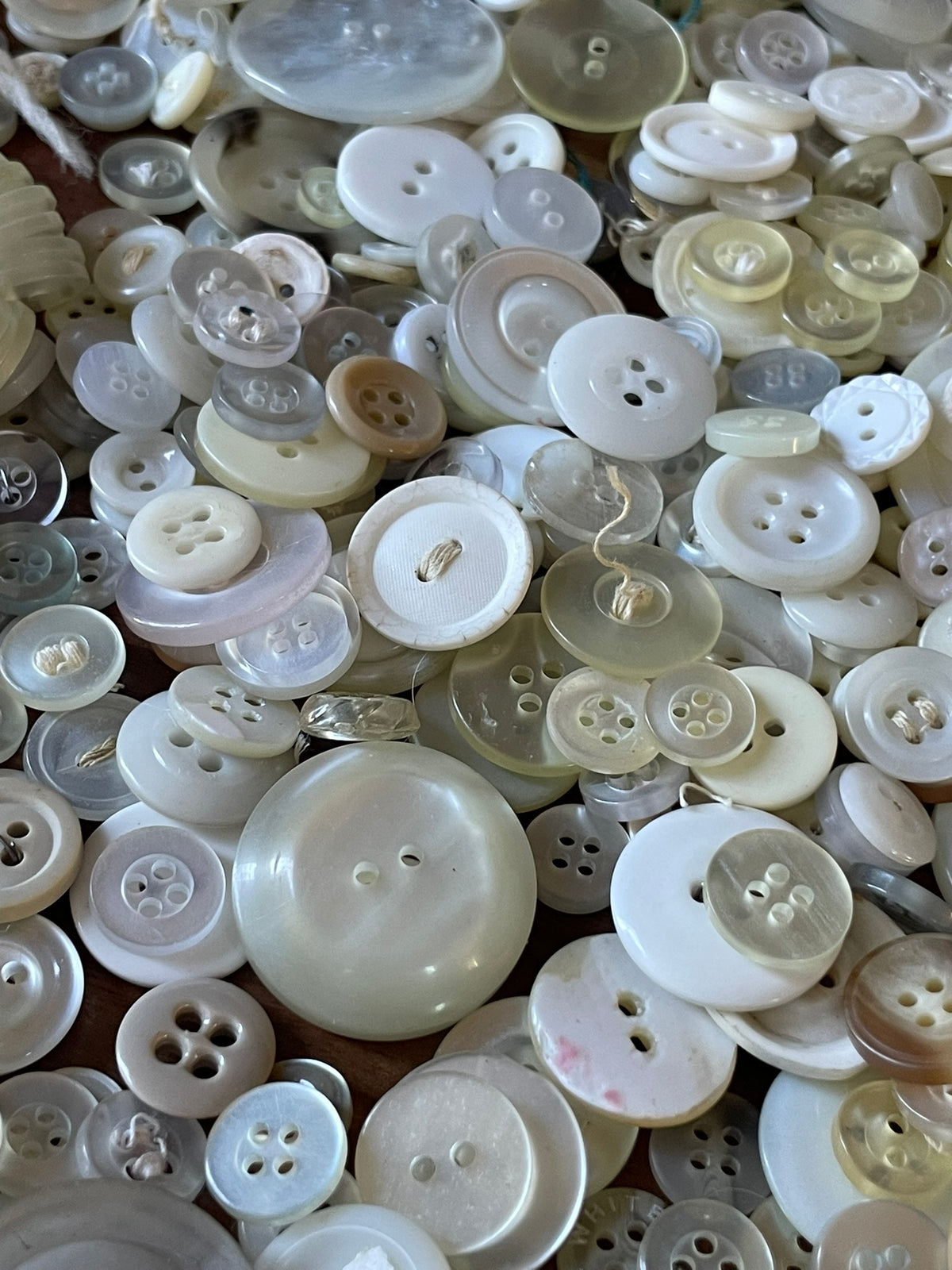 Bulk Buttons: Light Tones
