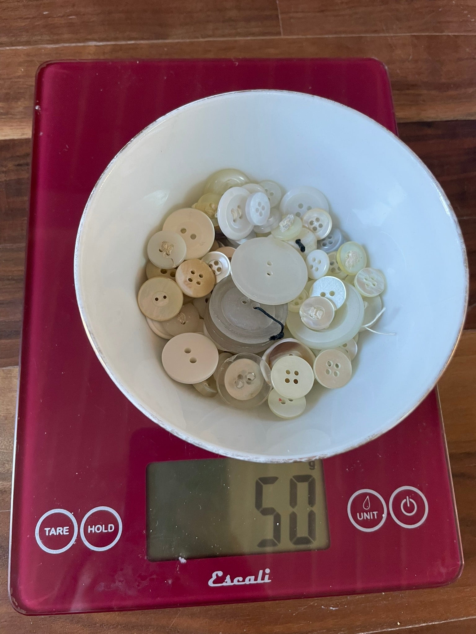 Bulk Buttons: Light Tones