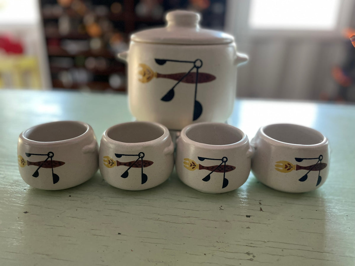 West Bend Bean/Soup Crock Server and Warmer, with bowls